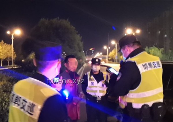 男子酒后请代驾遭遇无照酒驾：一次惊心动魄的教训